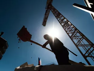 Die Hitze verändert die Arbeitswelt, doch die Schulung hinkt hinterher
