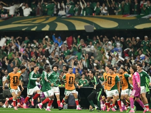 Co-Gastgeber Mexiko nach 2:0 gegen Ecuador im Achtelfinale
