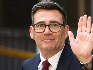 Burnham wird zum britischen Premierminister ernannt