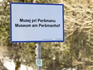 Neuer Erlass für Polizei-Einsätze an Gedenkstätten
