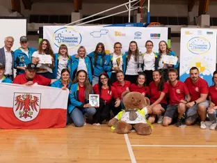 Zwei Jugendgruppen des Weißen Kreuzes als Titelverteidiger am Start