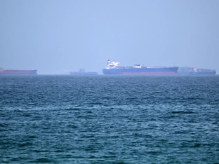 Paris und London wollen Straße von Hormuz mit Oman absichern