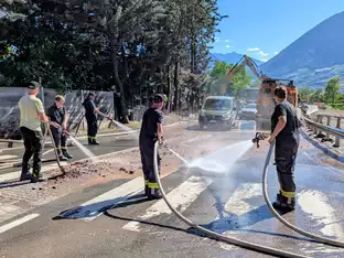 Meran nach der Mure: Straße wieder frei