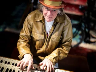 Helge Schneider spielte Konzert nach Abbruch doch zu Ende
