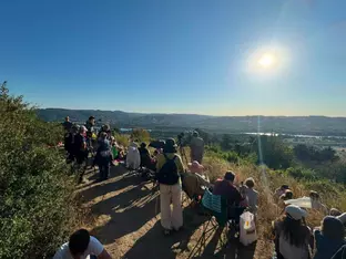 Sonnenfinsternis-Start unter gutem Wetter-Stern