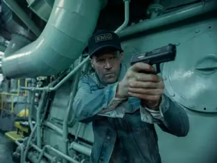 "Mutiny": Statham kämpft alleine auf hoher See