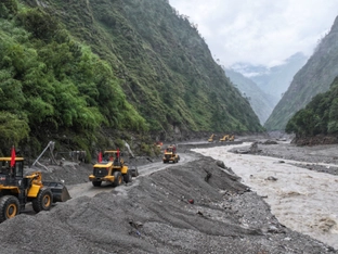 Fast 600 Tote nach Sturzflut in Nepal, 2.500 Vermisste