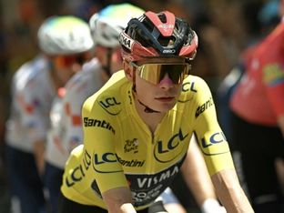 Nach Sturz bei Tour: Rad-Star Vingegaard beendet Saison