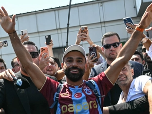 Mohamed Salah unterschreibt für zwei Jahre bei Trabzonspor