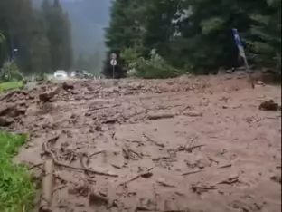 Mure verschüttet Dolomiten-Pass im Trentino