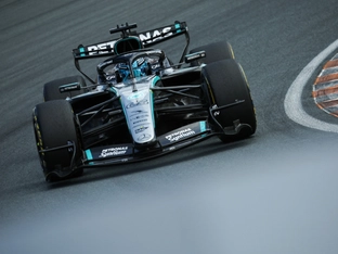 Russell feiert Start-Ziel-Sieg im Zandvoort-Sprint