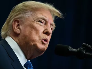 Wütender Trump droht Journalistin mit "Bestrafung"