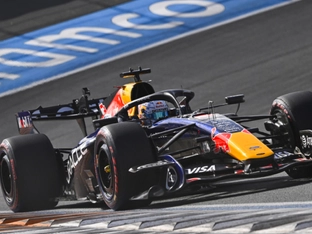 Heftiger Verstappen-Crash bei Zandvoort-Abschied