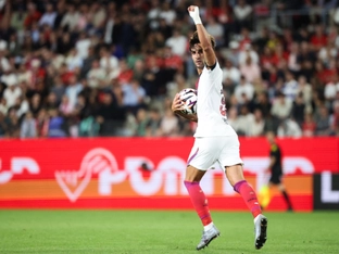 Spaniens WM-Held Torres rettet PSG zum Ligastart 2:2