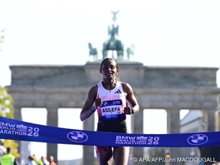 Äthiopierin Assefa verpasst Marathon-Weltrekord in Berlin