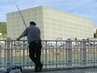 San Sebastian startet wieder mit Glamour und Autorenkino