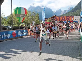 Kariuki und Chebet gewinnen Drei Zinnen Alpine Run