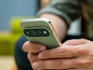 Mehr Perspektiven: Pixel-Smartphone mit Kamera verbinden