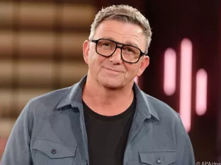 Schauspieler Hans Sigl startet Podcast "Betreff: Leben"
