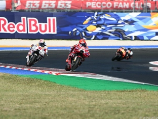 Marc Marquez triumphiert in Misano vor seinem Bruder Alex