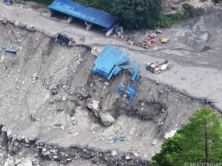 Nach Sturzflut-Katastrophe in Nepal Frühwarnsystem geplant