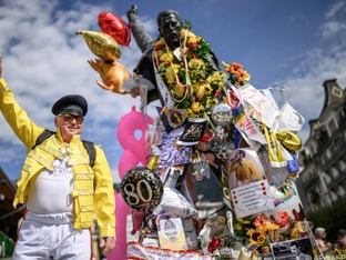 Tausende feierten Freddie Mercurys 80er in Montreux