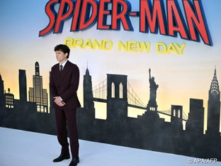 Tom Holland spielt US-Tänzer Fred Astaire