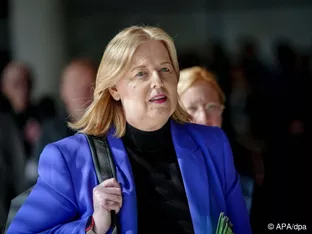 Bas tritt als SPD-Parteichefin und Arbeitsministerin zurück