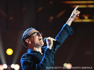 Bryan Adams wendet sich in neuem Song gegen Trump