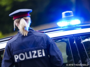 Unbekannte brechen in Innsbrucker Waffengeschäft ein