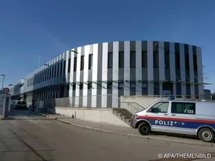 Trio nach Raub im Bezirk Neunkirchen festgenommen