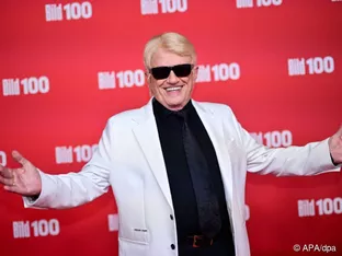 Sänger Heino versteigert sein Ehebett und mehr