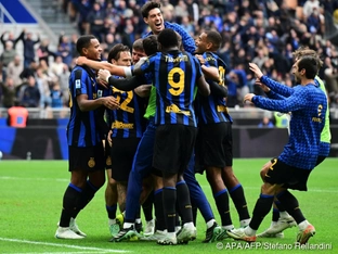Inter wendet in Nachspielzeit erste Niederlage ab