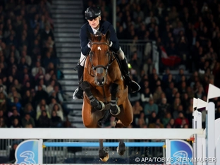Springreiter Kühner gewinnt Weltcup-Auftakt in Oslo
