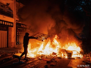 Paris rüstet sich mit 70.000 Kräften für Protestwochenende