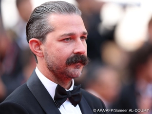 Mia Goth reicht Scheidung von Shia LaBeouf ein