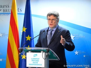 Katalanenführer Puigdemont darf wieder nach Spanien