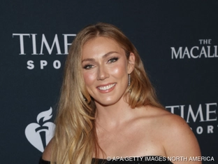 Shiffrin tritt auf Slalomskiern kürzer