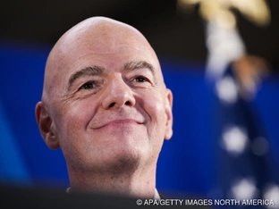 Infantino-Kritiker halten an Rücktrittsforderung fest
