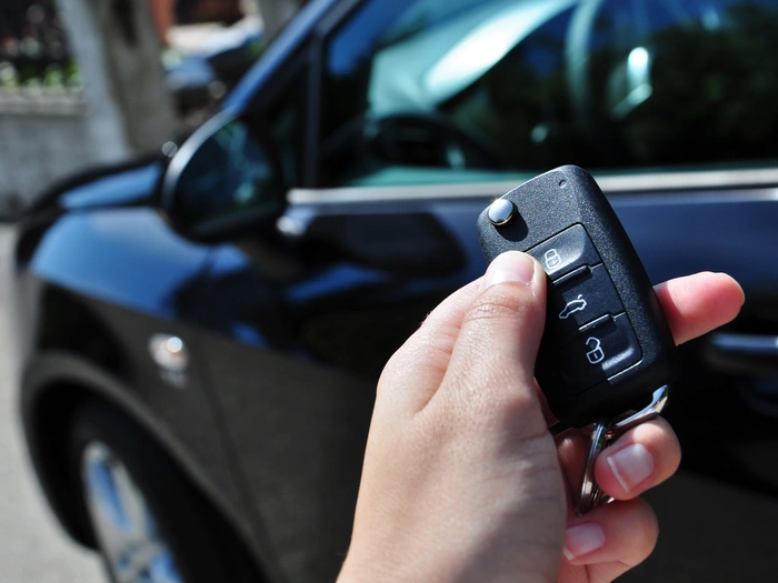 Rekord: Auto-Lizenz in Singapur kostet fast 100.000 Dollar