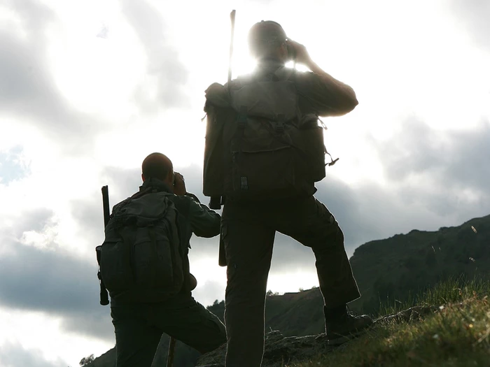 Radikale Tierschützer zertrümmern sechs Jagdstände