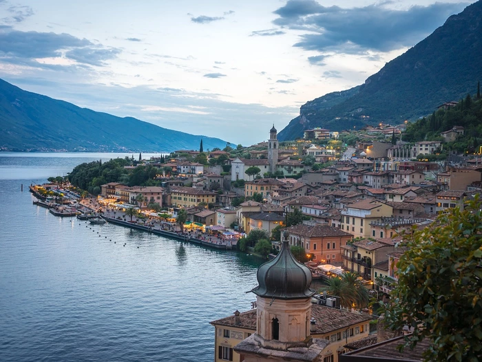 Strände in Limone am Gardasee alle geöffnet