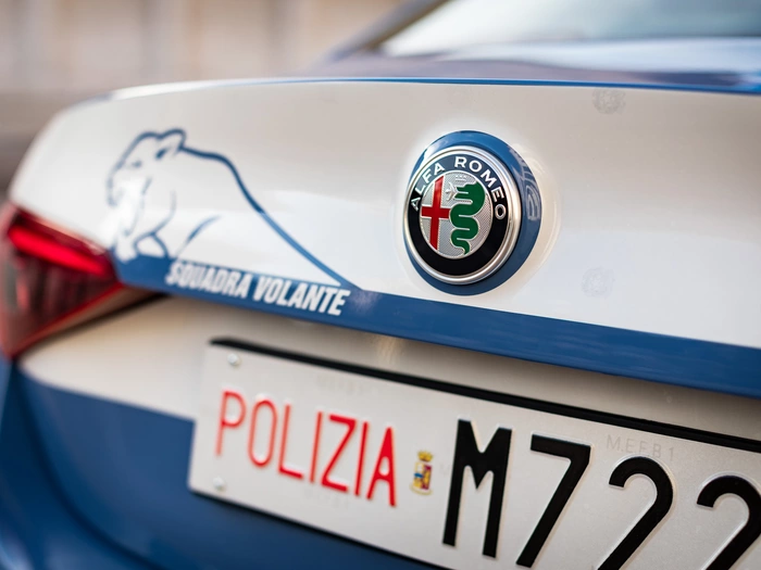 Mutige Zeugin wird plötzlich selbst attackiert