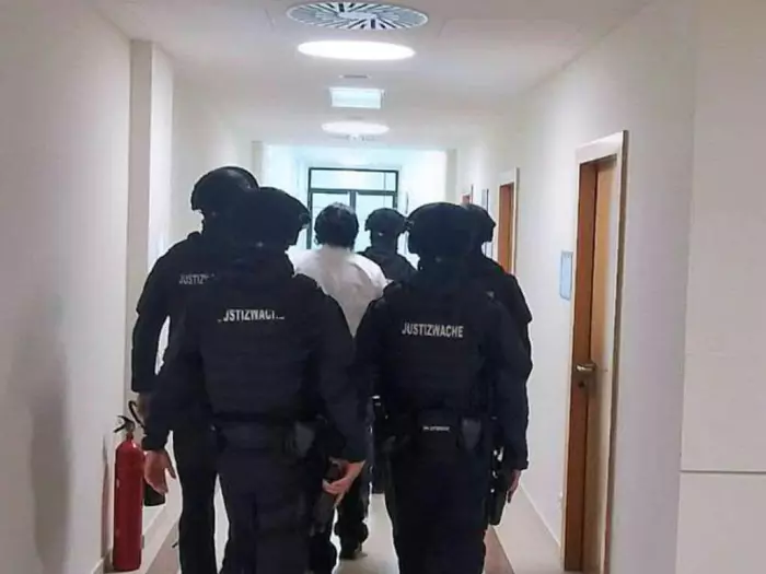 15-jähriger IS-Anhänger mit Anschlagsabsichten verurteilt