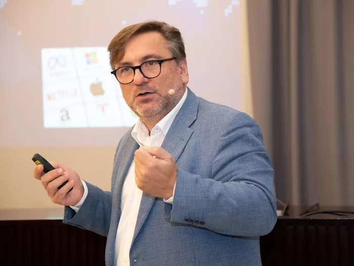 Sicherheitsberater der italienischen Botschaft in USA zu Gast in Südtirol