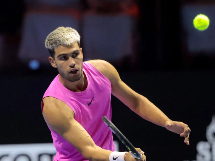 Tennis-Stars Alcaraz und Sinner bei Six Kings Slam im Finale