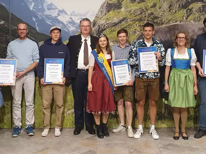 Mila holt dreimal Gold bei der Käsiade 2025