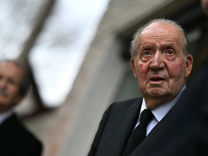 Spaniens Altkönig Juan Carlos gesteht Fehler ein