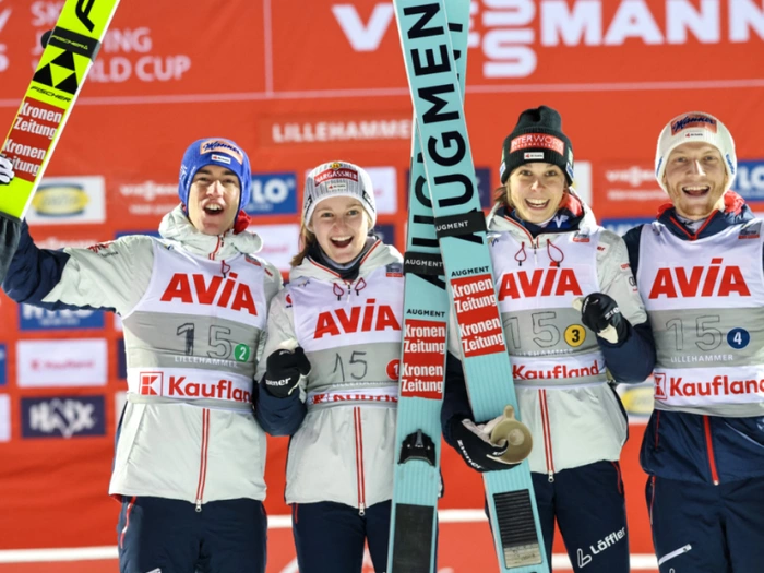 Rang drei für ÖSV-Mixedteam beim Skisprung-Weltcupauftakt