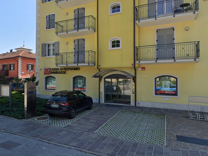 Geldautomaten-Knacker schlagen bei Sparkasse-Filiale zu